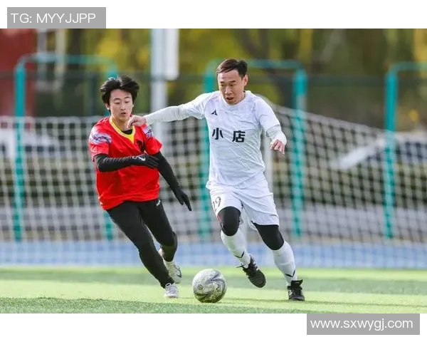 飞驰绿茵场的足球明星们如何在比赛中展现超凡技艺与无与伦比的魅力